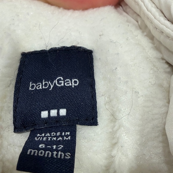 Baby GAP Soft White  puffer Baby Jacket - Picture 3 of 4